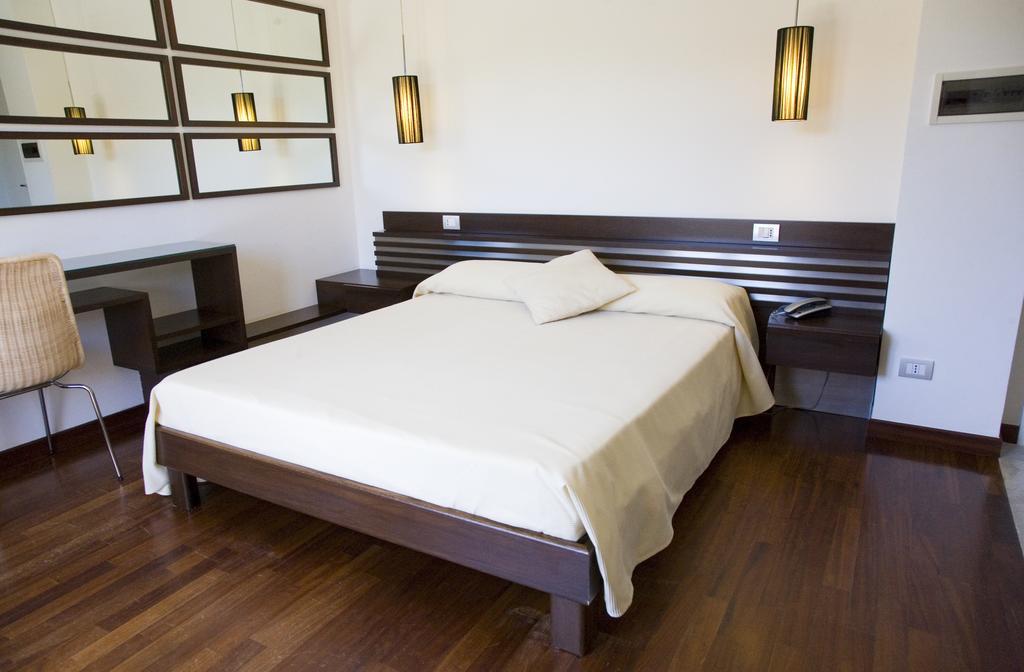 Hotel Le Piane Villammare Oda fotoğraf